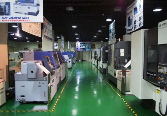 為中國工業發展提供優質的機器及服務
